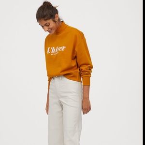 H&M L’hiver Mustard Cropped Sweatshirt